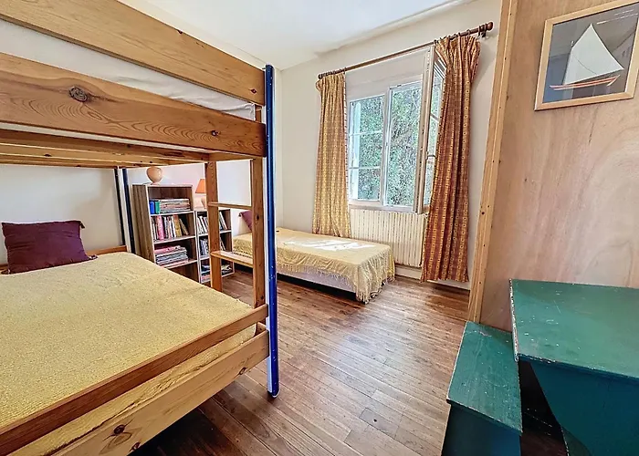 Les Ajoncs By Interhome Saint-Michel-Chef-Chef